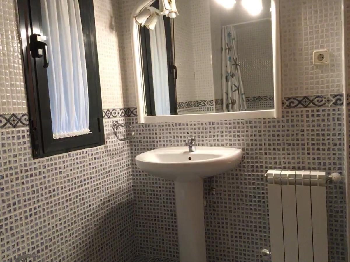 Apartamento Castilla Las Navas Del Marques Luaran gambar