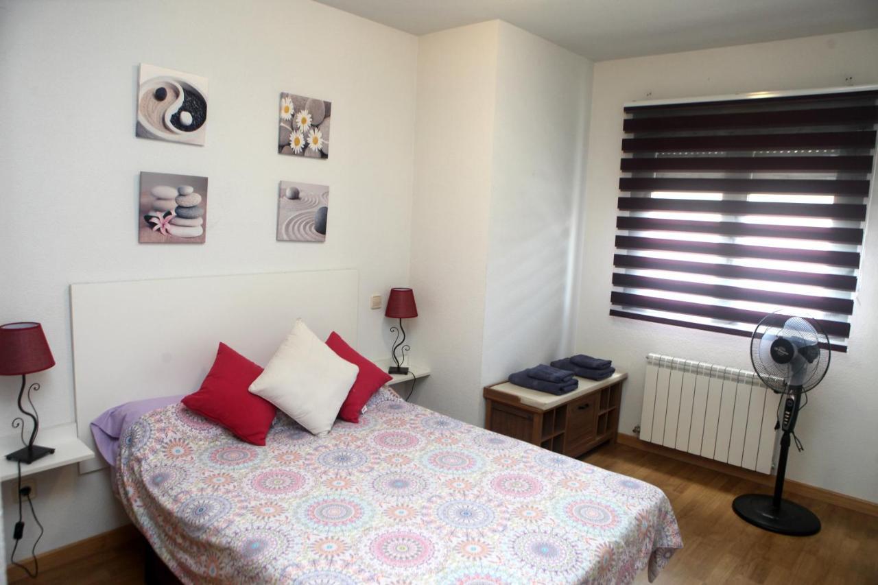 Apartamento Castilla Las Navas Del Marques Luaran gambar